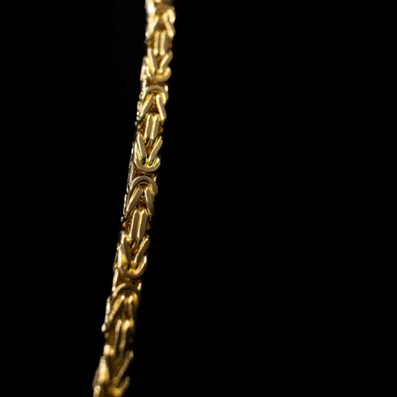 14K - Our handcrafted byzantine chain. - Picture 2 of 3